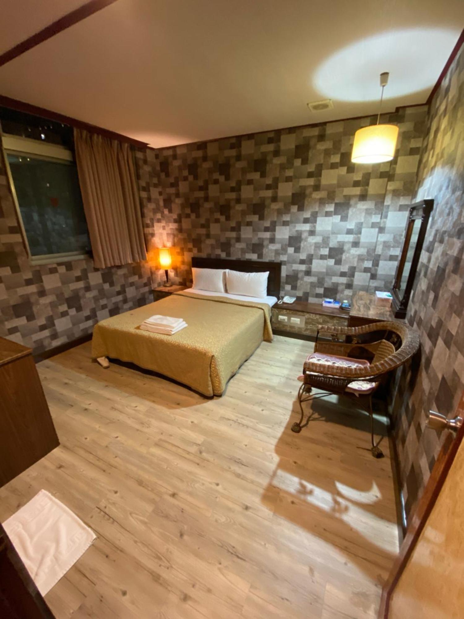 Hotel Lee-Chan تايبيه المظهر الخارجي الصورة